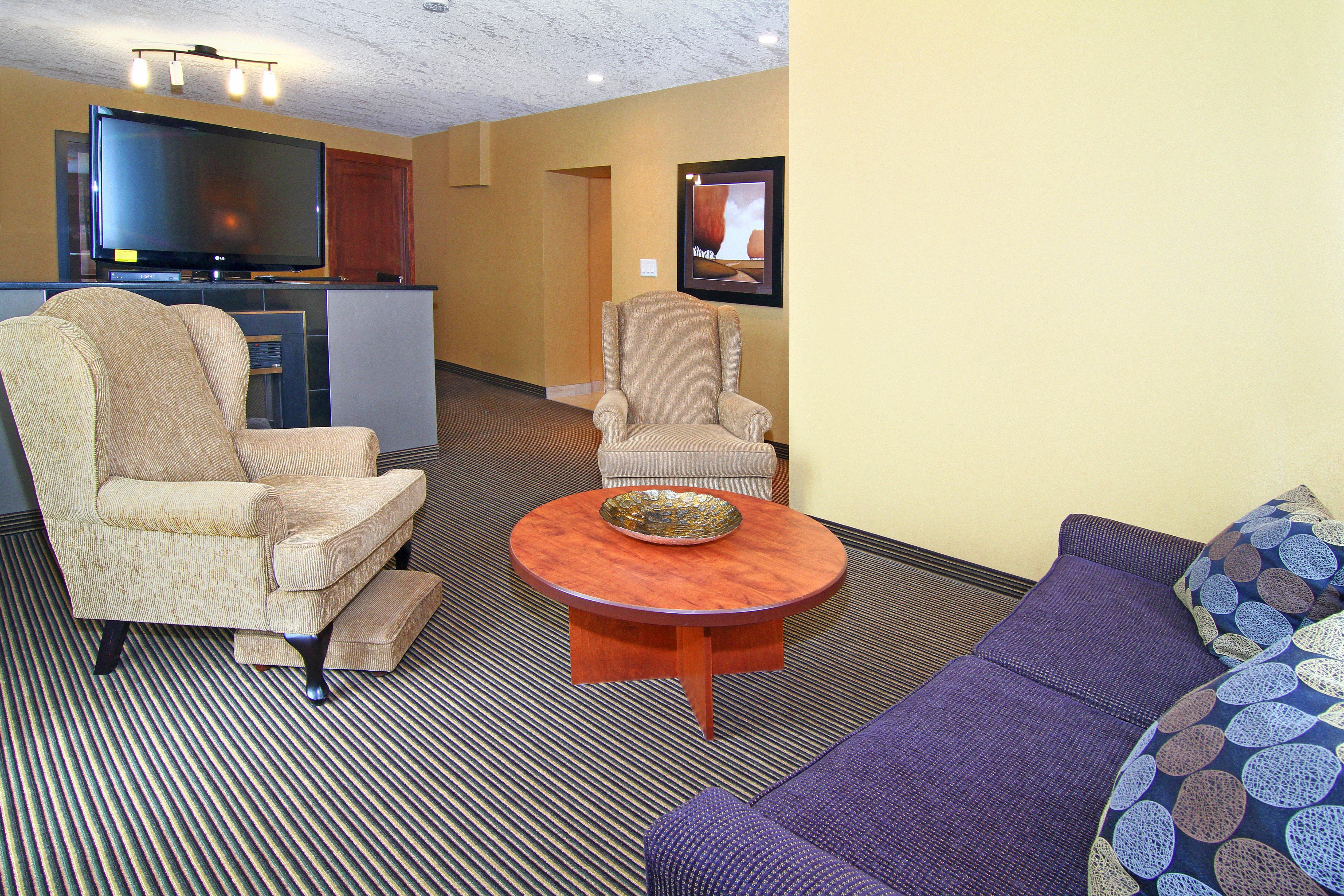 Express And By Ihg Hotel 3*