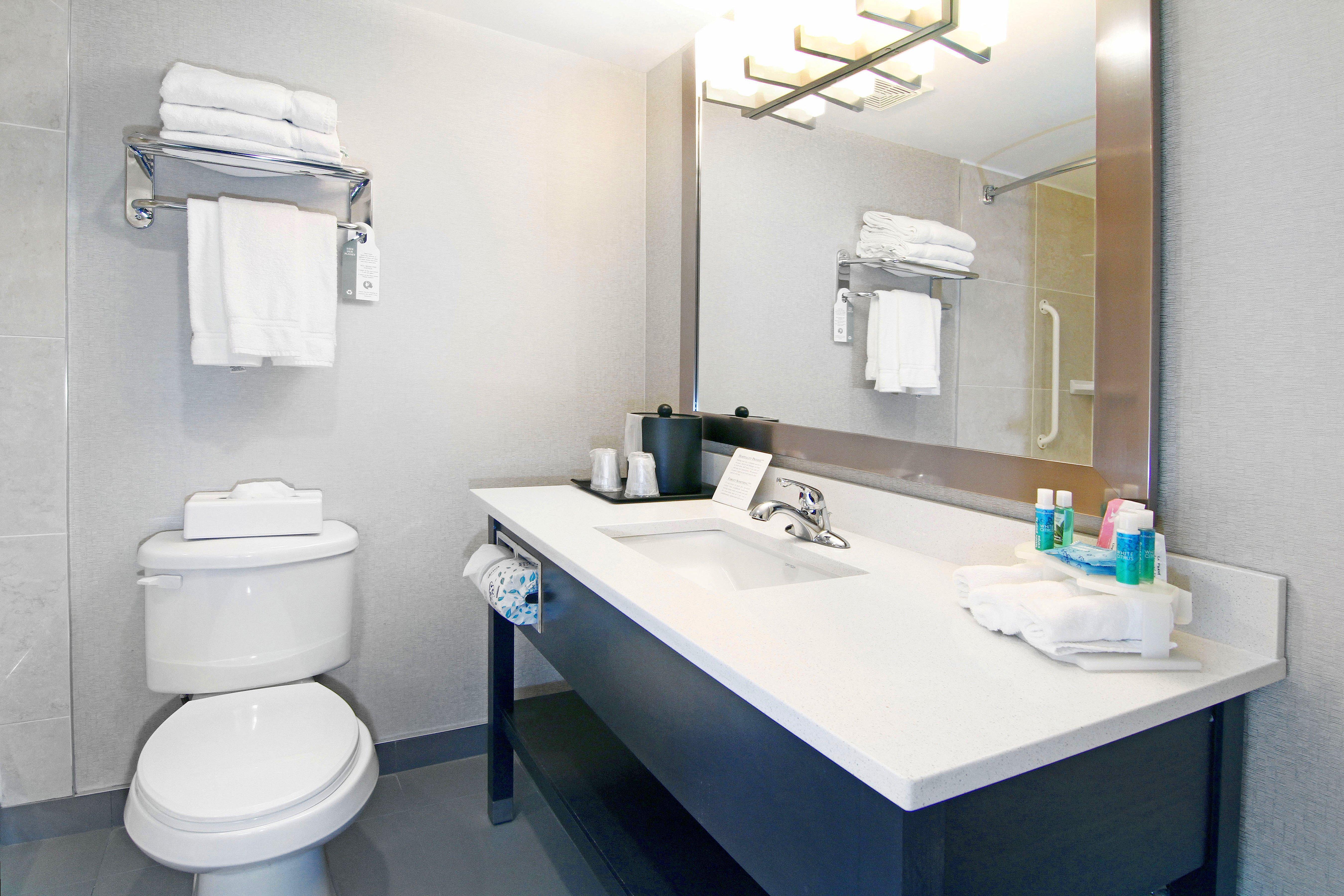 Express And By Ihg 3* Calgary