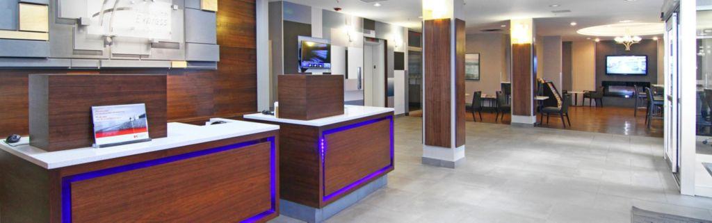 Express And By Ihg Hotel 3*