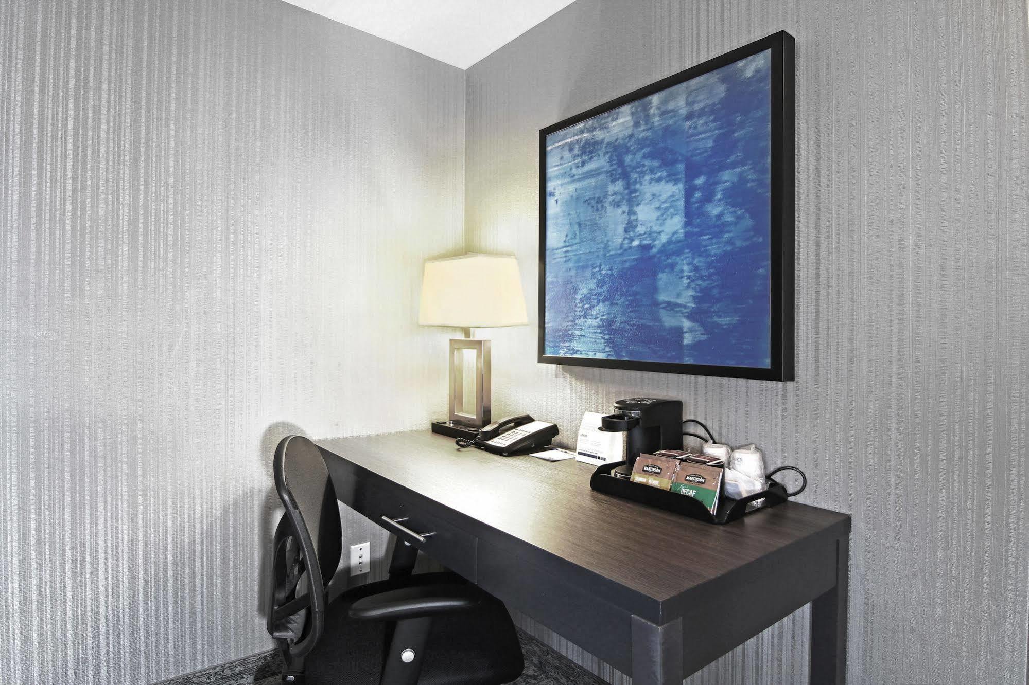 Express And By Ihg Hotel Calgary